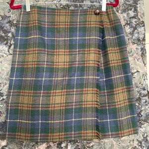 Vintage plaid miniskirt circa 1980’s